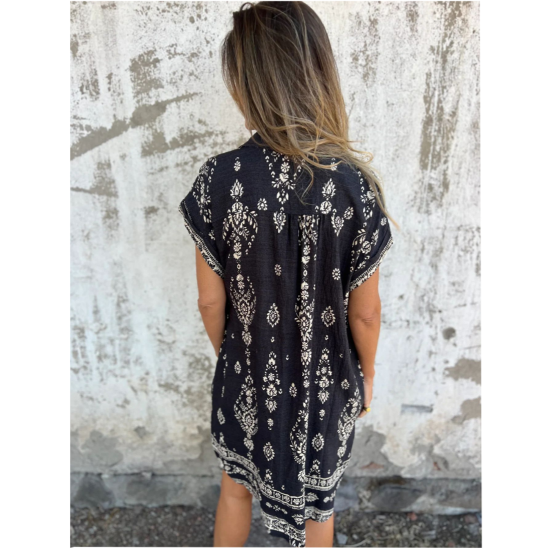 💕מה עליי ללבוש מחר?💕שמלת שרוולים קצרים מודפסים בגזרה משוחררת עם כיסים