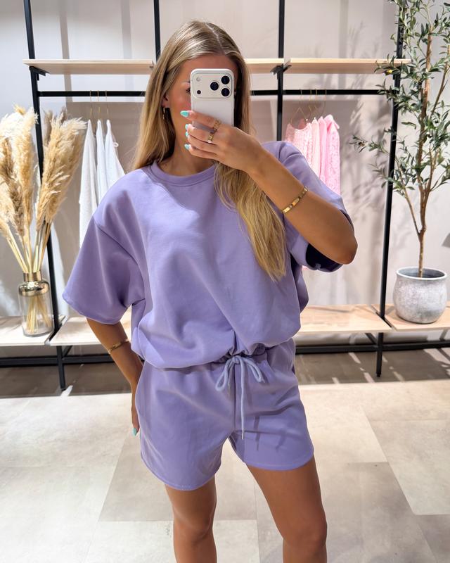 👗🩳 סט לאונג' לנשים – חולצה רפויה ומכנסיים קצרים | שרוך מתכוונן, כיסים עמוקים – 50% הנחה! 🔥🌸