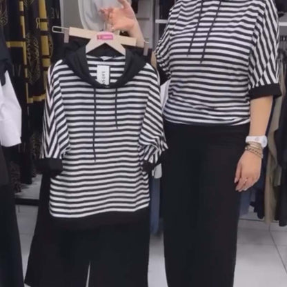 סט טופ פסים נשים ומכנסיים סולידיים