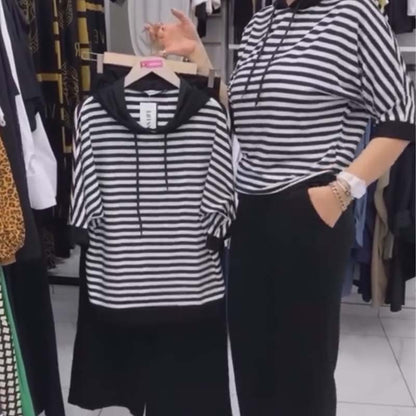 סט טופ פסים נשים ומכנסיים סולידיים