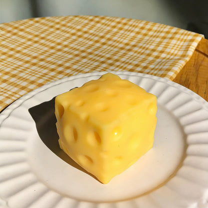 🧀✨ צעצוע לחץ גבינה ענקית – ריבאונד איטי, גמיש ומרגיע לסחיטה טיפולית!