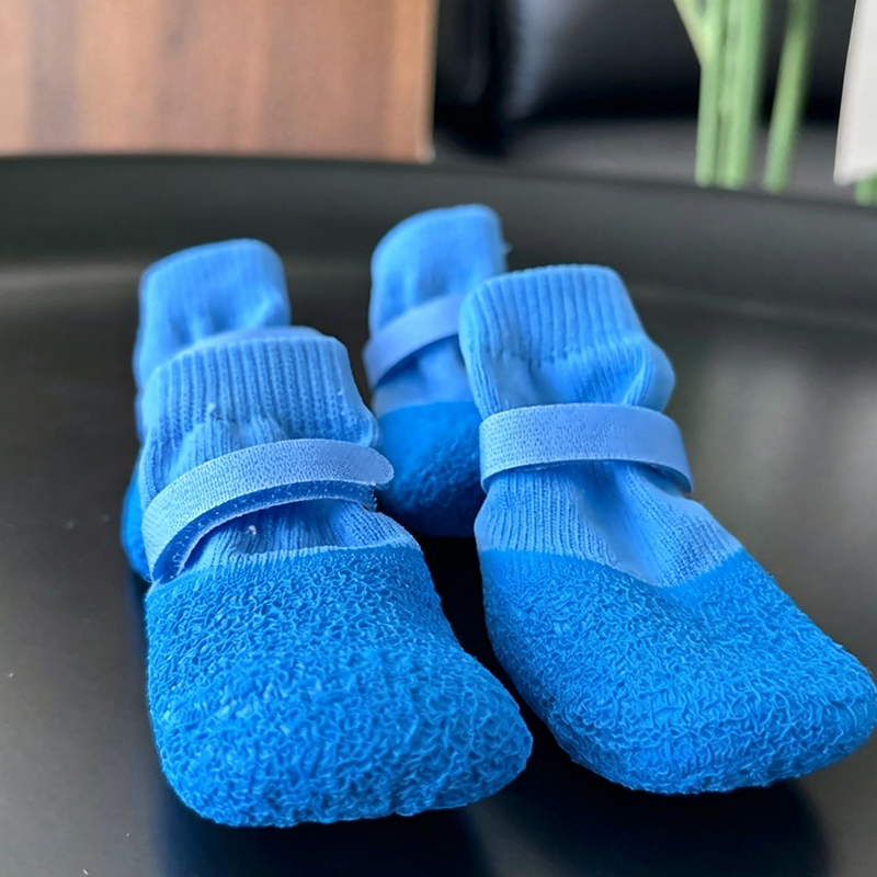 קנה 1 קבל 1 חינם🎁✨🐶 50% הנחה 👟 גרביים לנעליים לחיות מחמד, עמידות למים ומונעות החלקה🎁✨