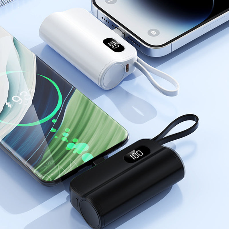 🔋 סוללת גיבוי מיני 5000mAh עם כבל מובנה ומעמד ⚡📱