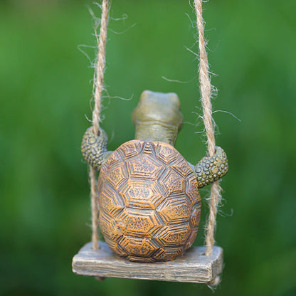 🐢✨ קישוט צב מתנדנד שובב – דקורציה תלויה לגינה ולבית